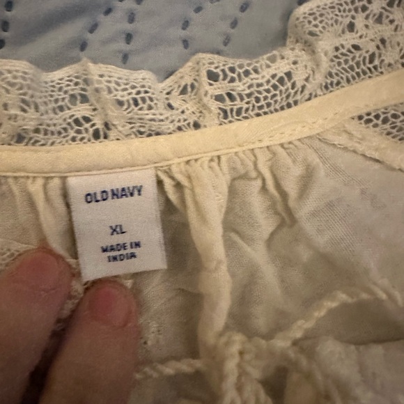 Old Navy Cream Lace-Trim Peasant Blouse - Picture 2 of 3